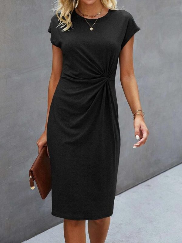 Plain Back Scoop Neck Knotted Waist Shift Dress